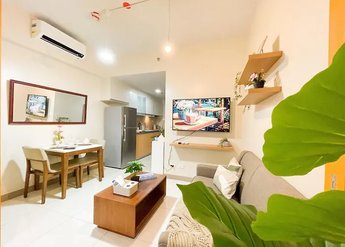 Prime Bgc Condo: Uptown Mall & Hyatt #ournw21n Holiday home Manila