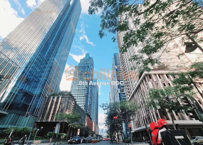 Holiday home Prime Bgc Condo: Uptown Mall & Hyatt #ournw21n